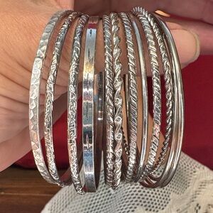Chic Silver Bangle Bracelet Set